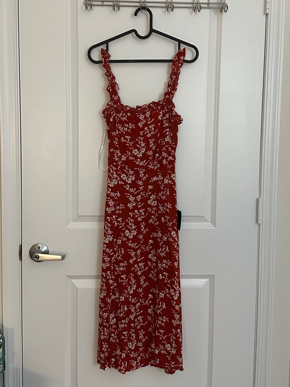 Lulu's Red Floral Ruffled-Strap Midi Dress